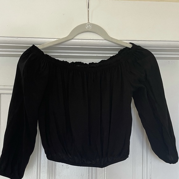 Brandy Melville Crop Top - Picture 3 of 4